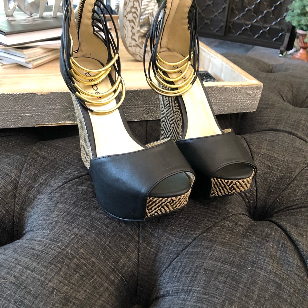 Bebé Wedges